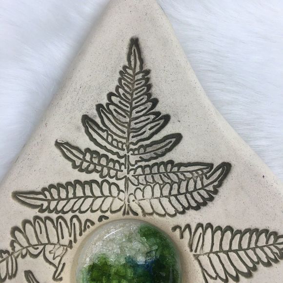 Handmade Triangle Boho Fern Tealight Candle Holder - Picture 3 of 8